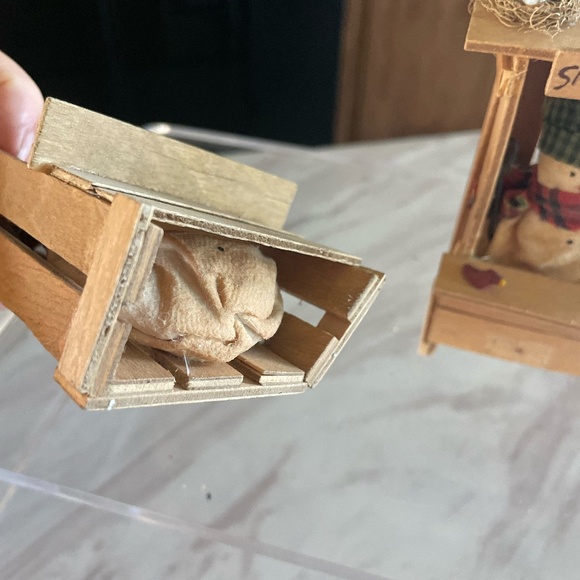 SET OF HANDMADE PRIMITIVE WINTER SNOWMAN DECOR - Picture 6 of 9